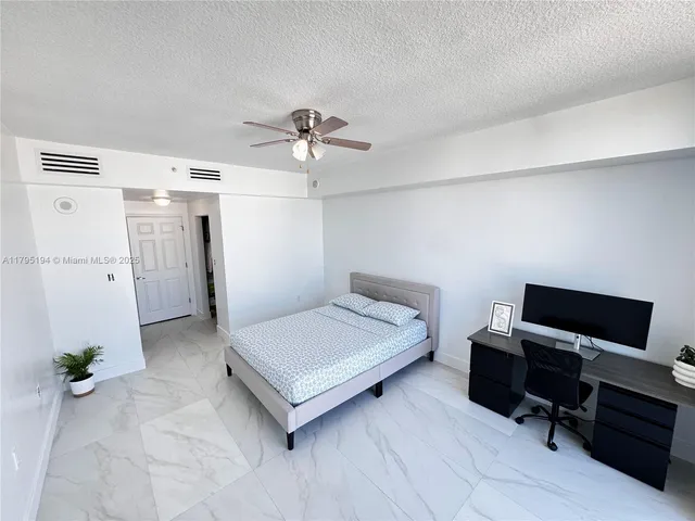 a view of room with workspace