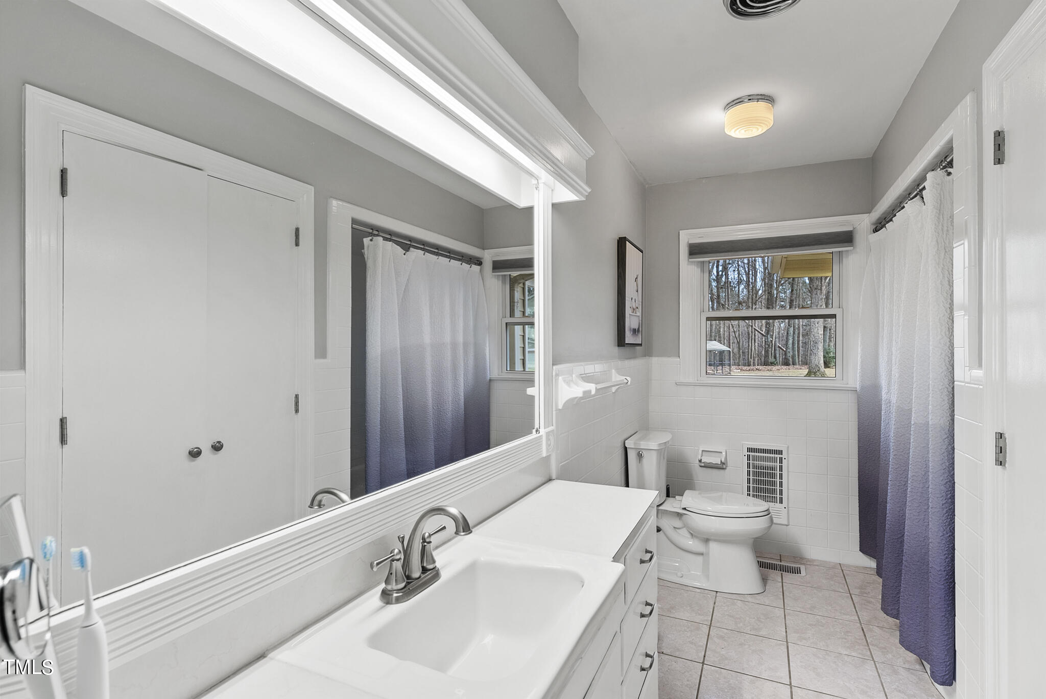 410 Goodwin Road Durham, NC 27712 - Photo 22 of 31 Hall Bathroom