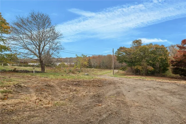 $689,900 | 625 North Main Road, Jamestown, RI 02835