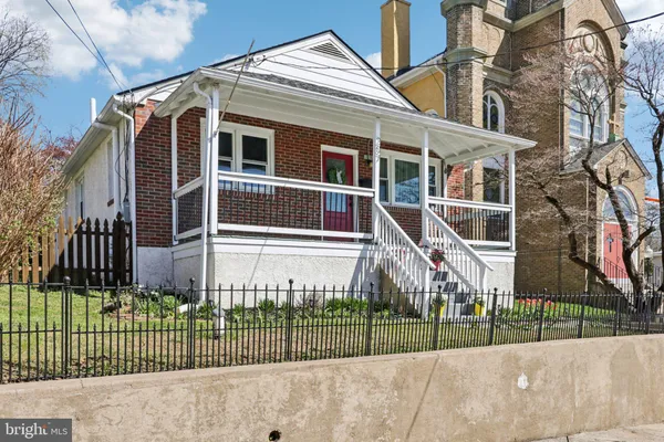 $399,900 | 207 Amelia Street, Mont Clare, PA 19453