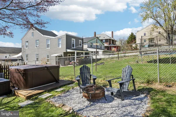 $399,900 | 207 Amelia Street, Mont Clare, PA 19453