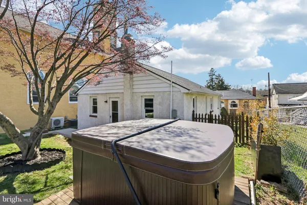 $399,900 | 207 Amelia Street, Mont Clare, PA 19453