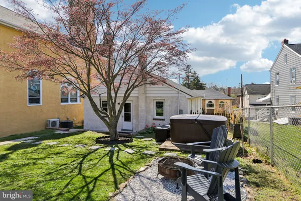 $399,900 | 207 Amelia Street, Mont Clare, PA 19453