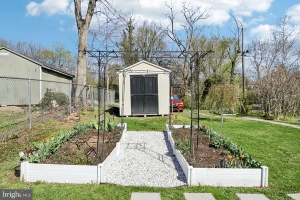 $399,900 | 207 Amelia Street, Mont Clare, PA 19453