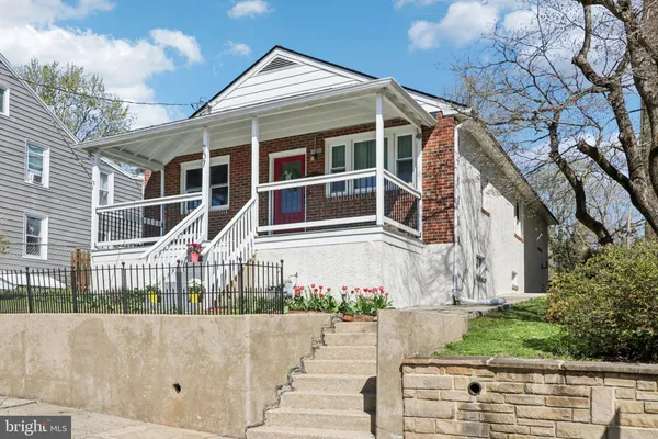 $399,900 | 207 Amelia Street, Mont Clare, PA 19453