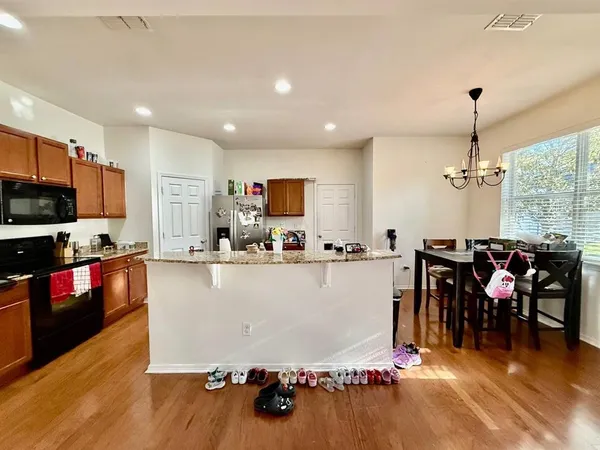 $2,400 | 9044 Aspen Hollow Place, Unit 9044, Riverview, FL 33578