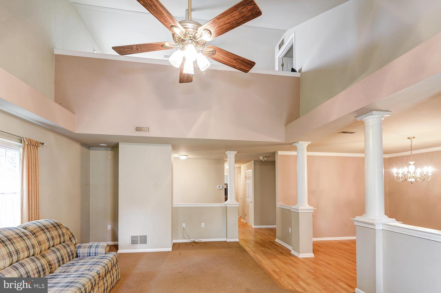 32 Pizzullo Road Hamilton, NJ 08690 - Photo 8 of 30 Living Room