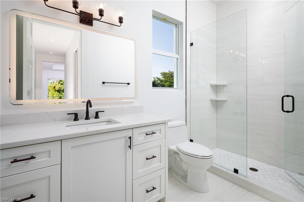 2854 Coach House Way Naples, FL 34105 - Photo 25 of 36