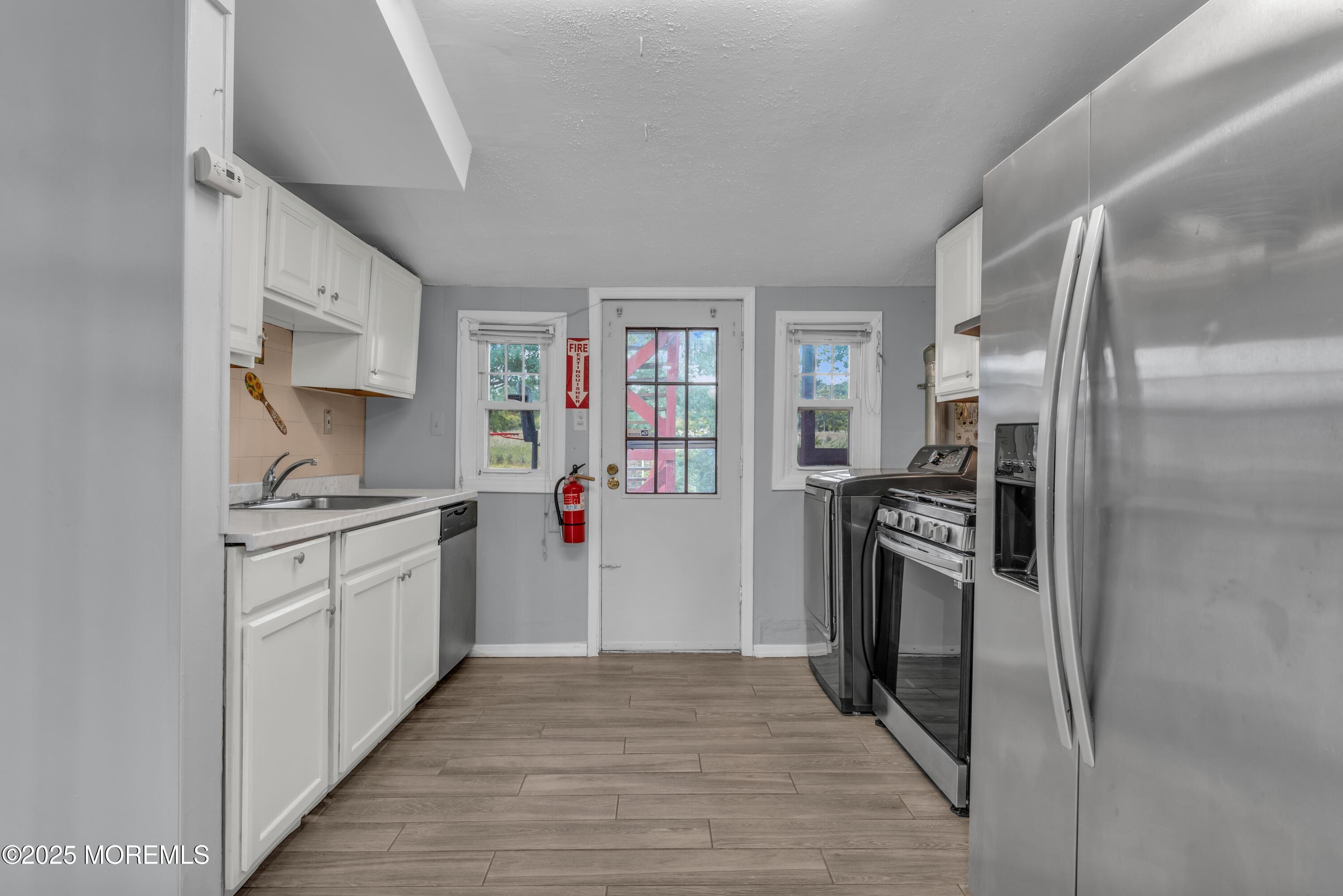 177 Creek Road Keansburg, NJ 07734 - Photo 7 of 32 Kitchen