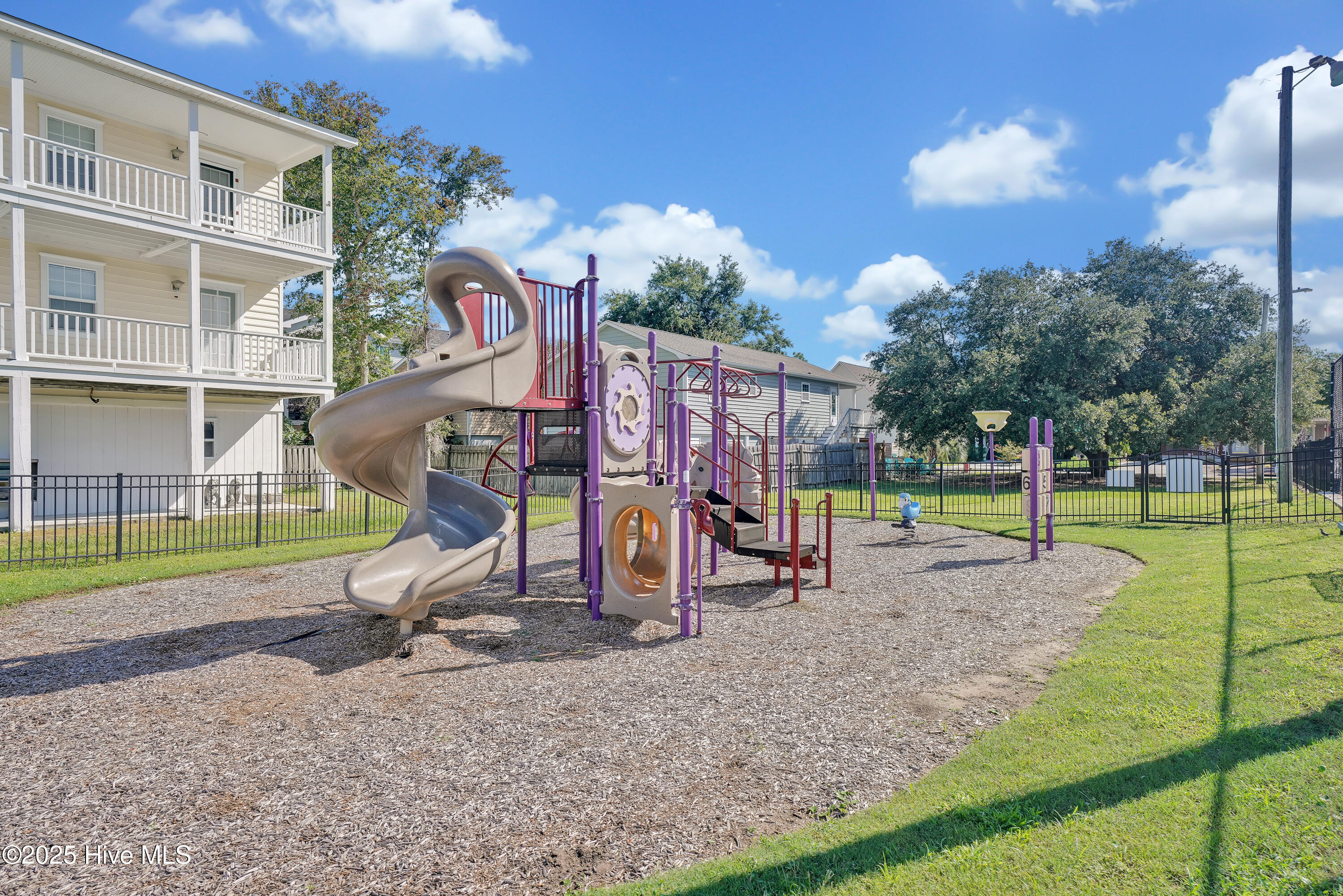 917 Riptide Lane Carolina Beach, NC 28428 - Photo 51 of 57 CarolinaSands-08