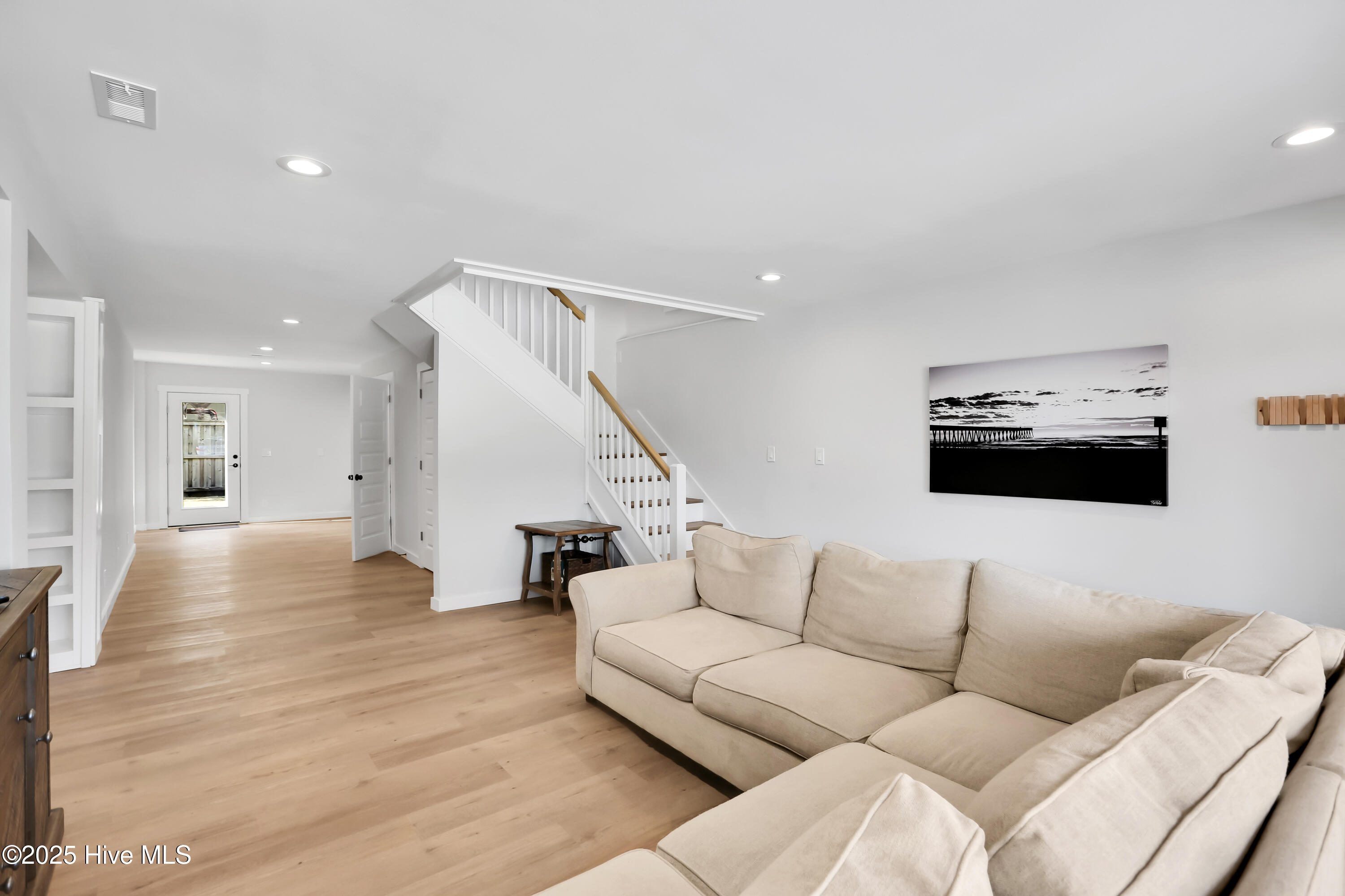 917 Riptide Lane Carolina Beach, NC 28428 - Photo 7 of 57 917RiptideLane-4