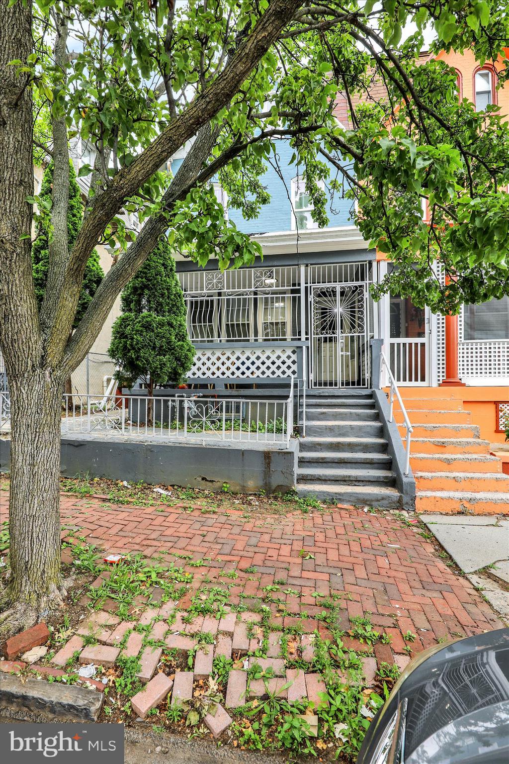 723 North 2nd Street Reading, PA 19601 - Photo 2 of 31 360_9808