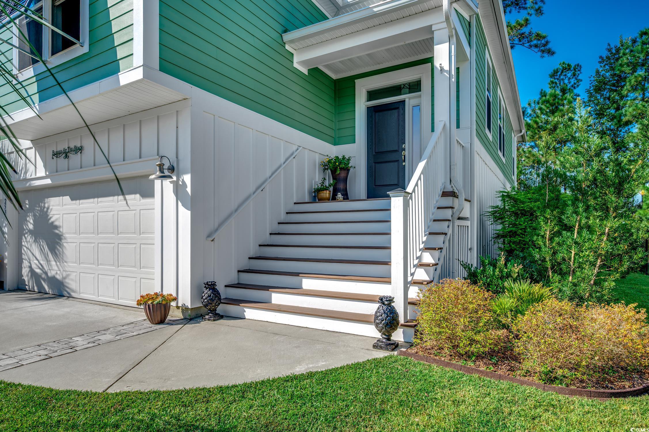 253 Splendor Circle Murrells Inlet, SC 29576 - Photo 2 of 40