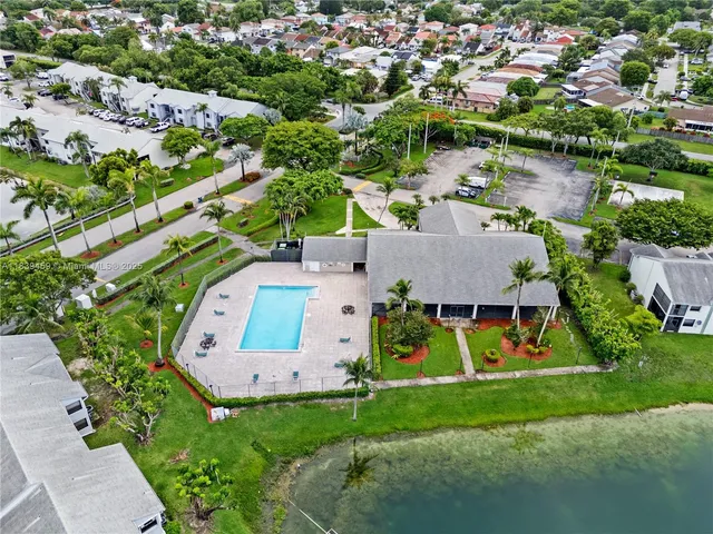 $269,000 | 889 Hamilton Drive, Unit 889L, Homestead, FL 33034