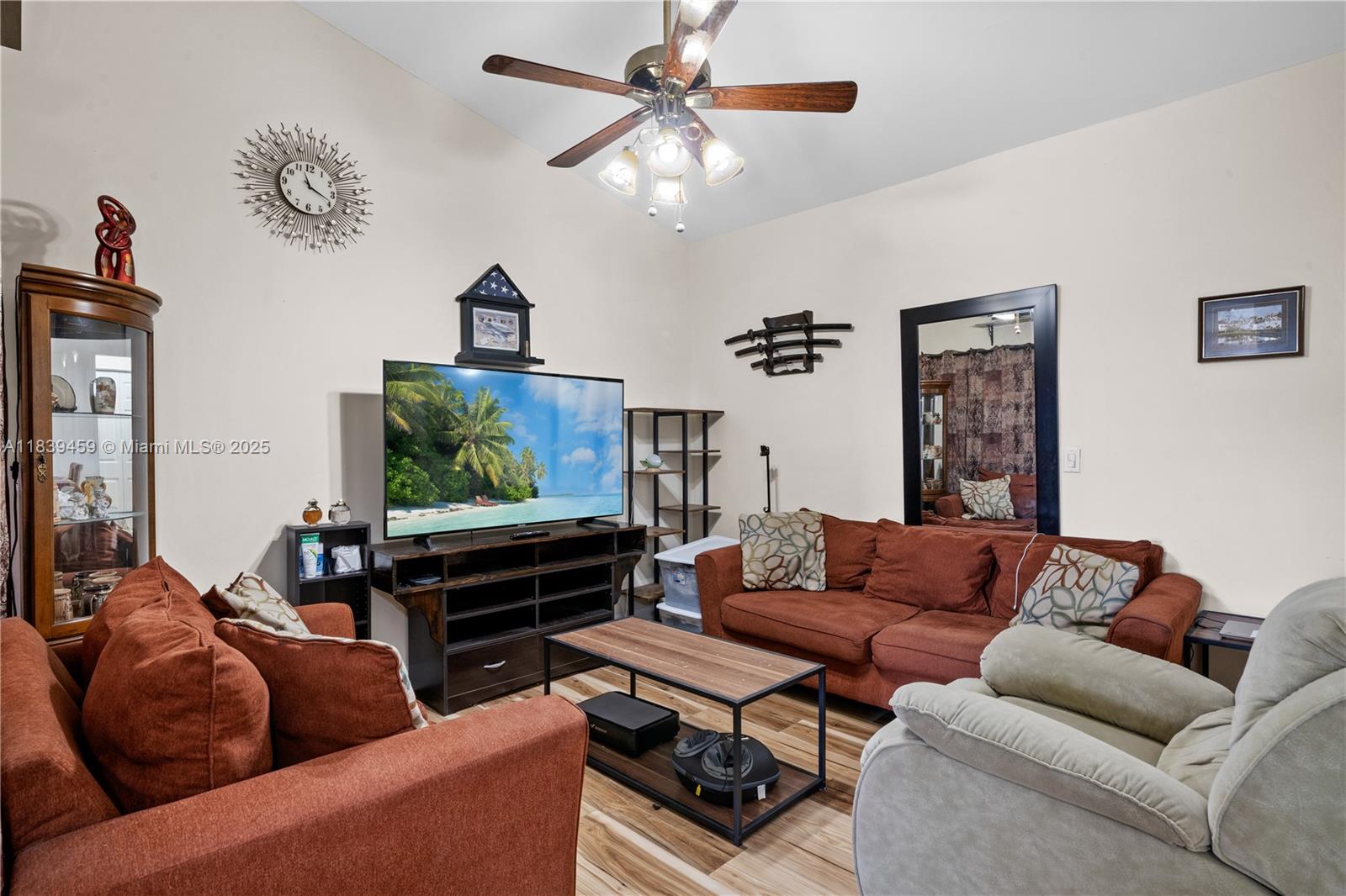 889 Hamilton Drive, Unit 889L Homestead, FL 33034 - Photo 10 of 37