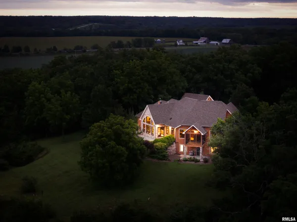 $1,190,000 | 1841 North 1400th Road, Dahinda, IL 61428