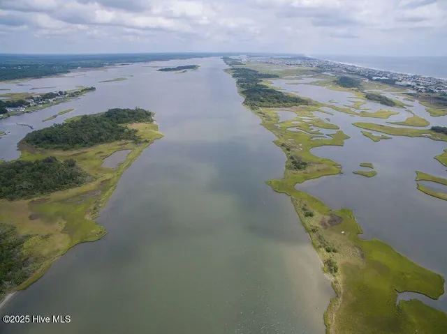 $359,990 | 2017 Twilight Drive Northeast, Winnabow, NC 28479