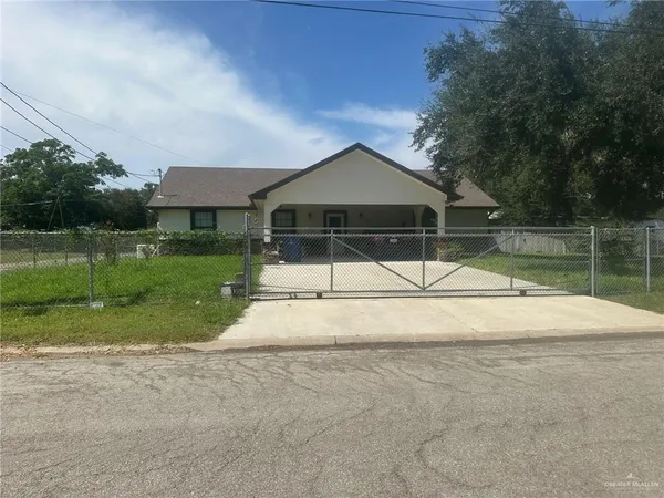 $259,000 | 330 West Adams Street, Falfurrias, TX 78355
