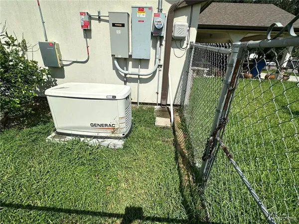 $259,000 | 330 West Adams Street, Falfurrias, TX 78355