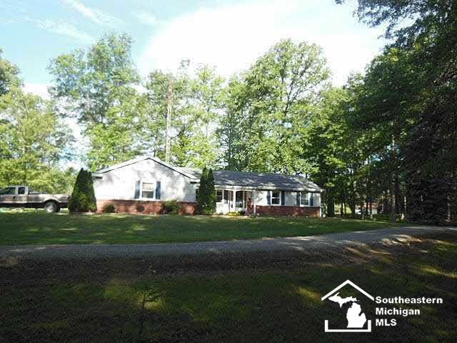 7350 Secor Road Petersburg, MI 49270 - Photo 3 of 25 20444552-2.JPG
