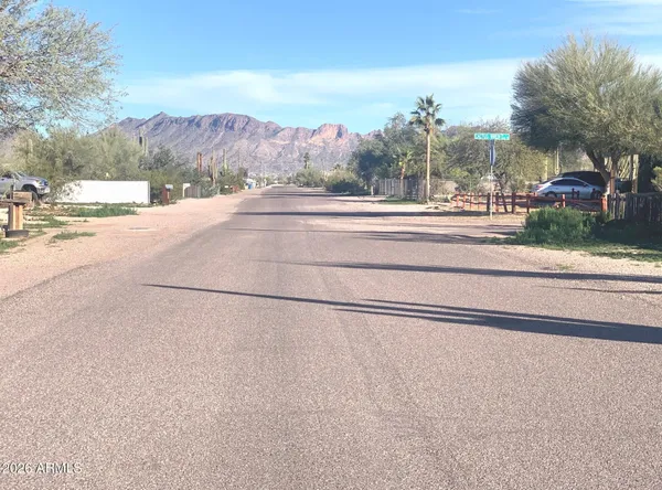 $295,000 | 263 North Gold Drive, Apache Junction, AZ 85120