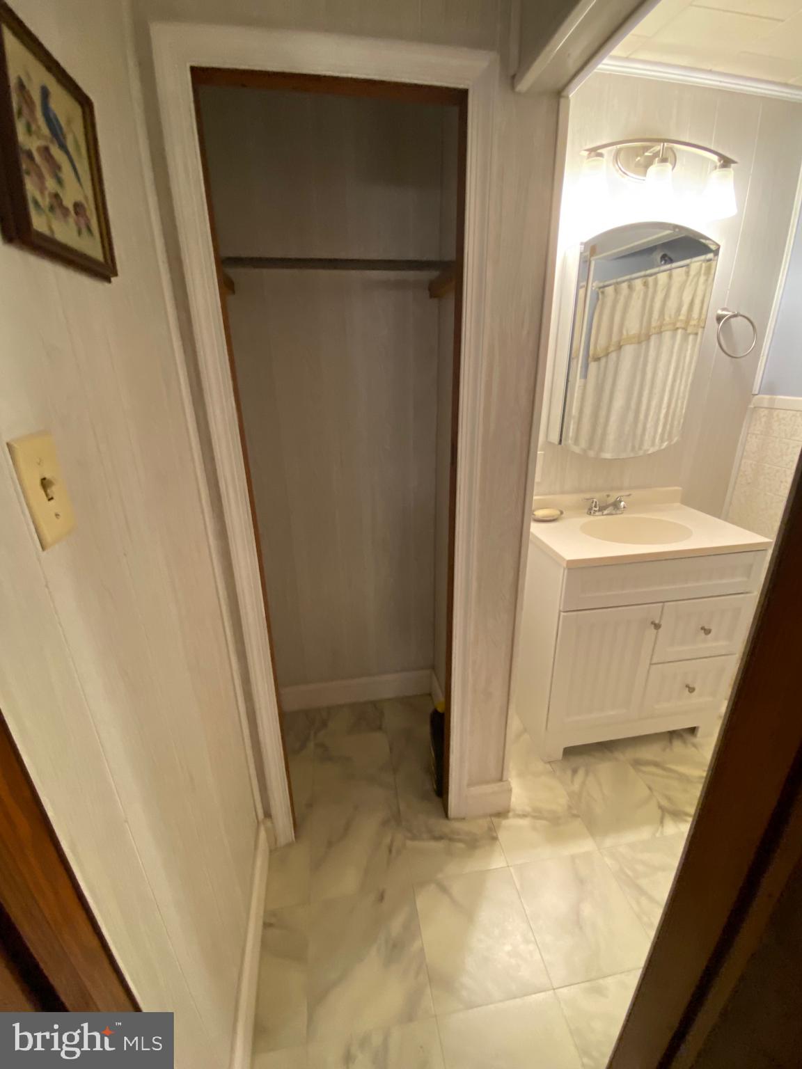 3191 Marsh Road Ewell, MD 21824 - Photo 22 of 30 Bathroom