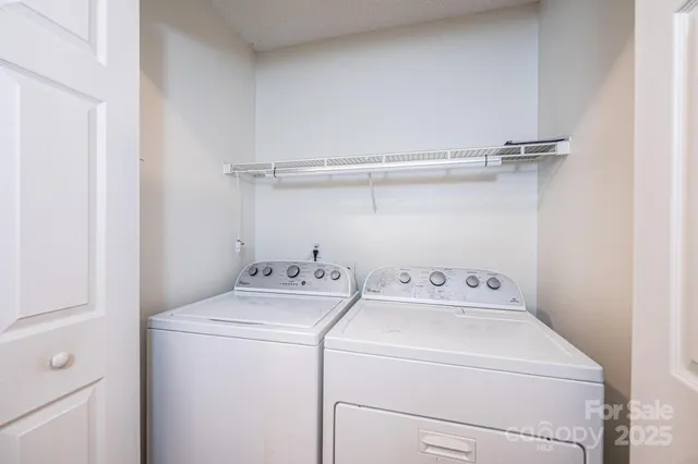 $260,000 | 818 Gemcrest Drive Northeast, Conover, NC 28613