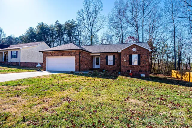 $260,000 | 818 Gemcrest Drive Northeast, Conover, NC 28613