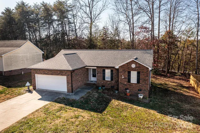 $260,000 | 818 Gemcrest Drive Northeast, Conover, NC 28613
