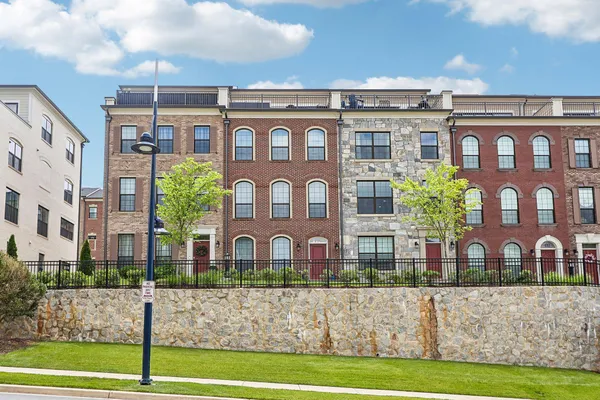 $850,000 | 606 Skiff Way, Oxon Hill, MD 20745