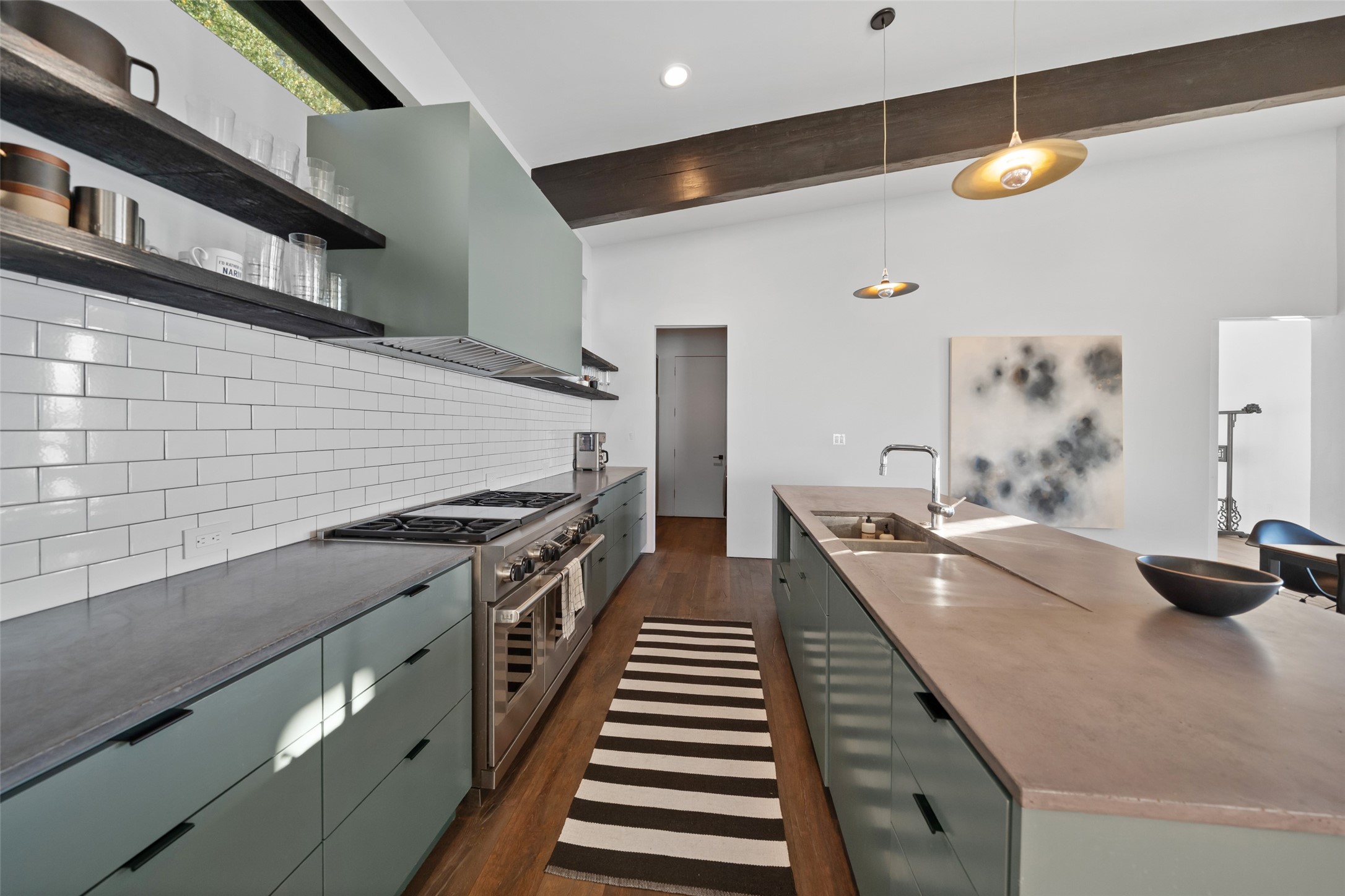 152 Lori Lane Trinity, TX 75862 - Photo 5 of 50 a kitchen with a stove and a sink