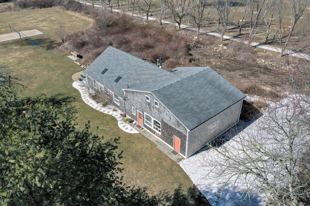 765 Division Road Westport, MA 02790 - Photo 8 of 36