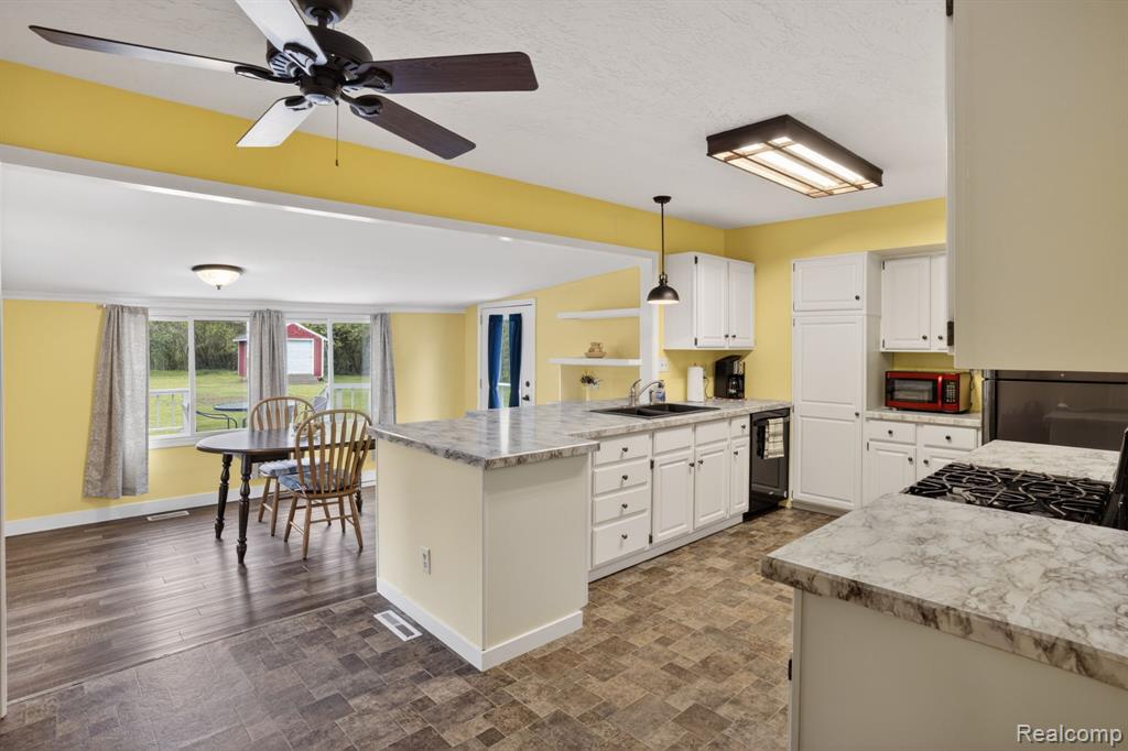 6401 North Webster Road Mount Morris, MI 48458 - Photo 11 of 59