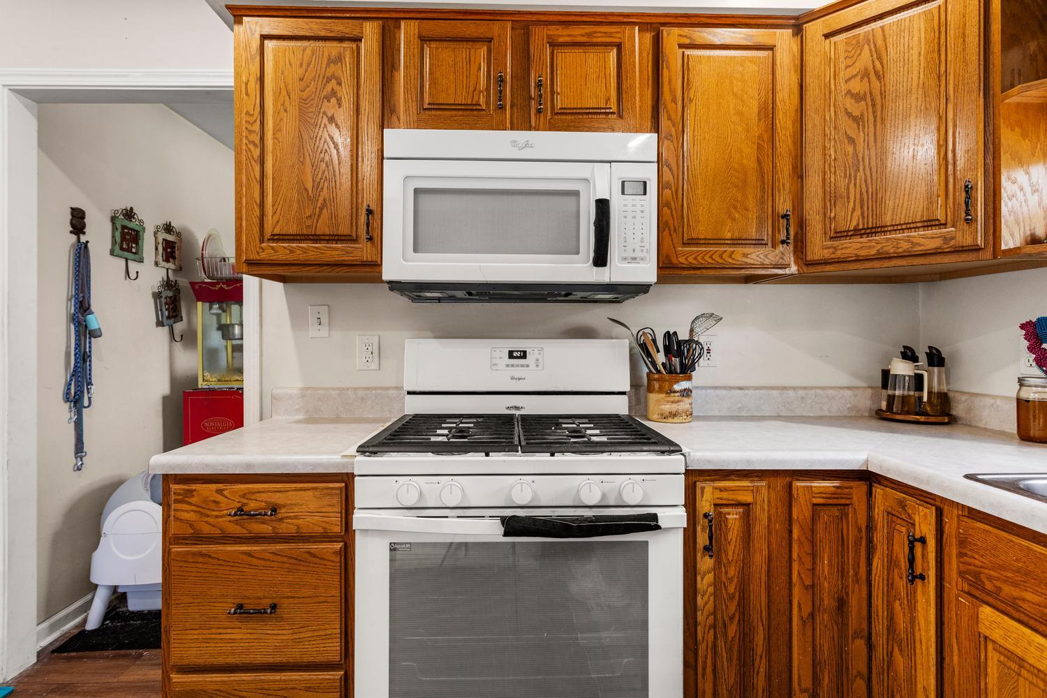 309 South High Street Fairmount, IL 61841 - Photo 15 of 27