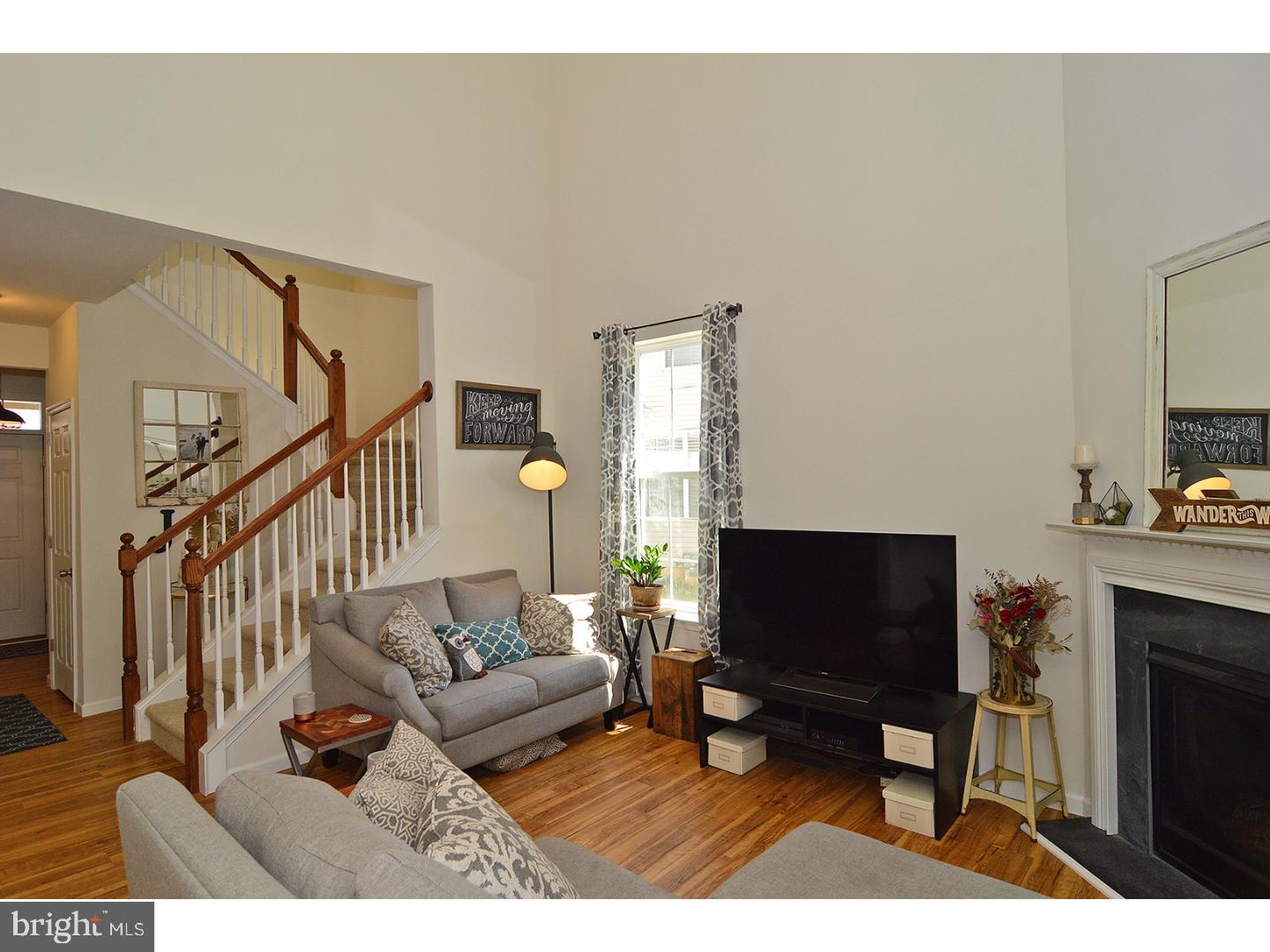 430 Racite Road Alburtis, PA 18011 - Photo 10 of 25 Living Room