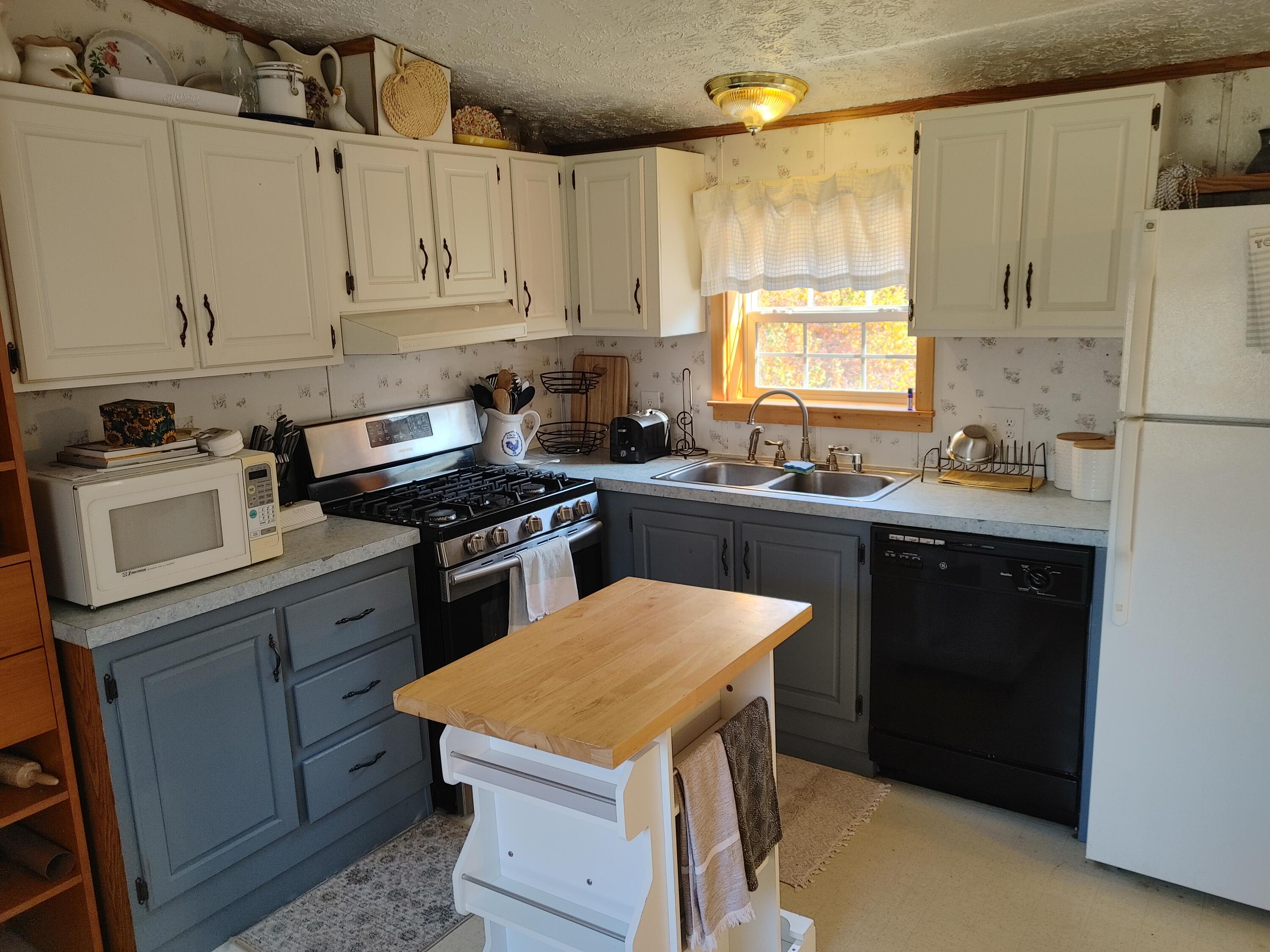 59 Crie Road Searsmont, ME 04973 - Photo 3 of 22 1023241145a_HDR