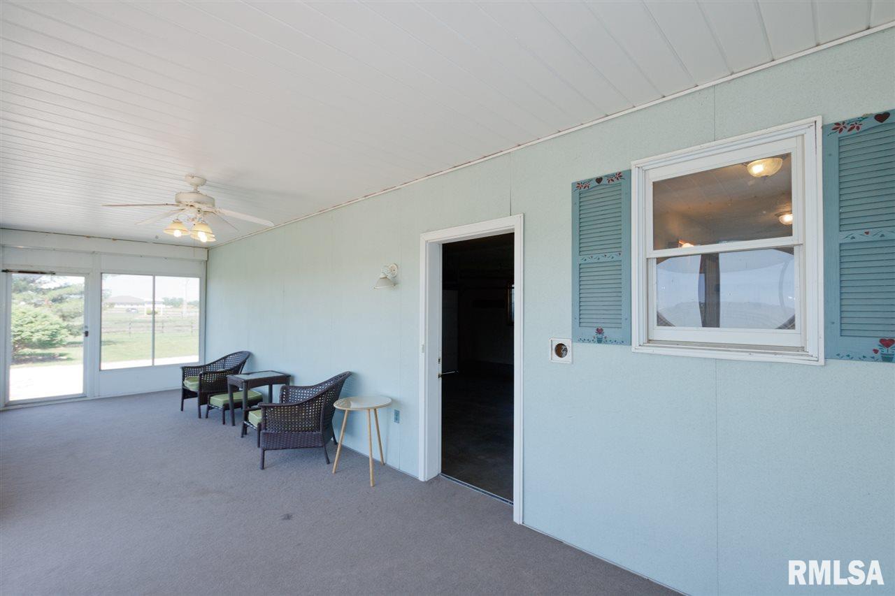 1636 West Cruger Road Washington, IL 61571 - Photo 8 of 36 Gallery Image 8