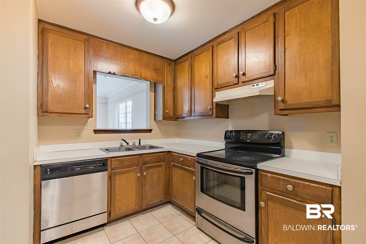 116 Michael Loop Daphne, AL 36526 - Photo 12 of 40 Kitchen