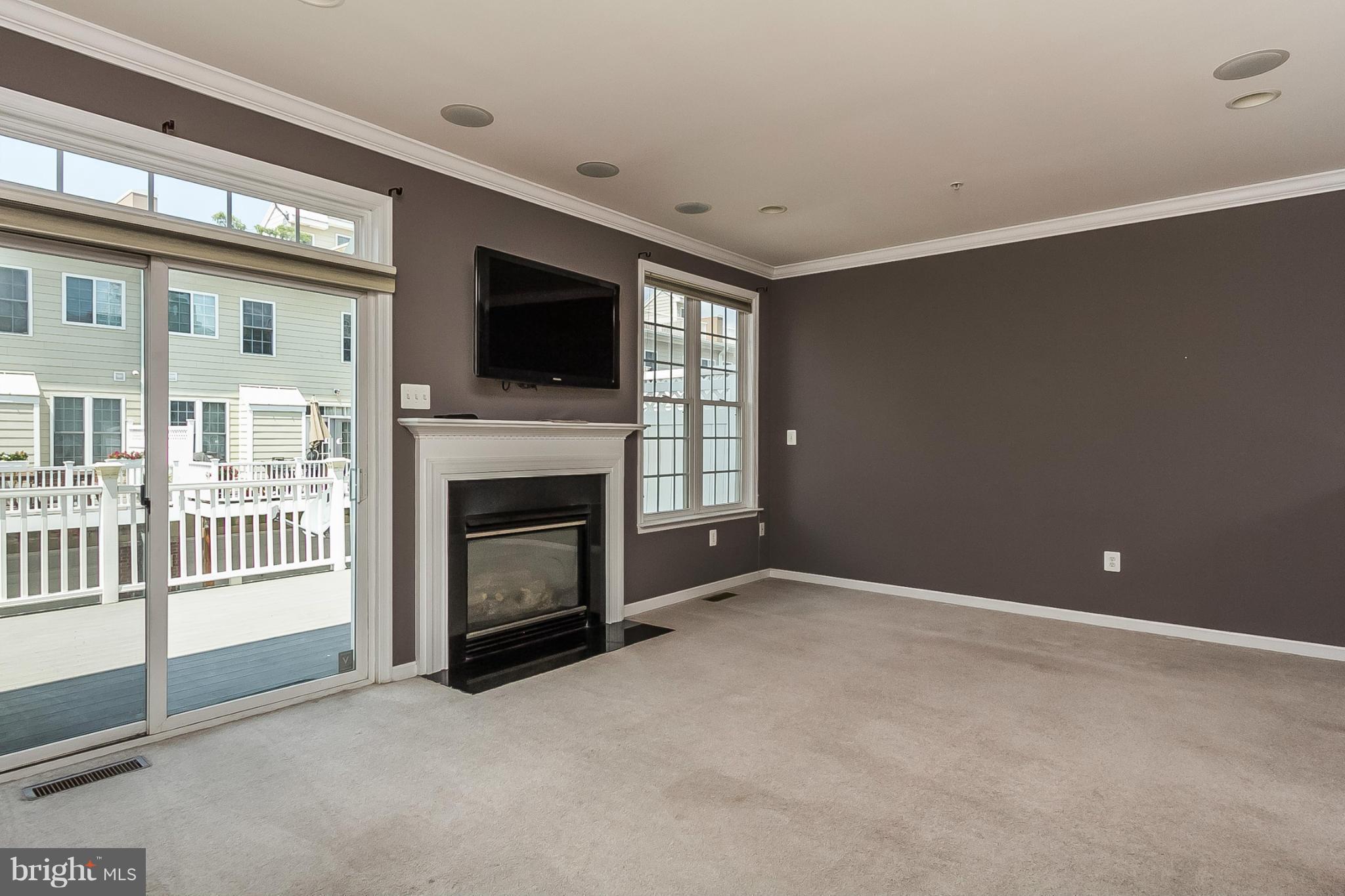 1330 Decatur Street Baltimore, MD 21230 - Photo 2 of 30 Family Room