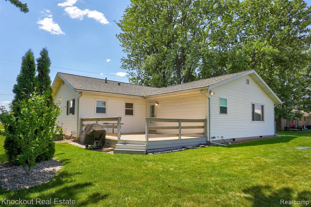 9941 Lange Road Birch Run, MI 48415 - Photo 35 of 42