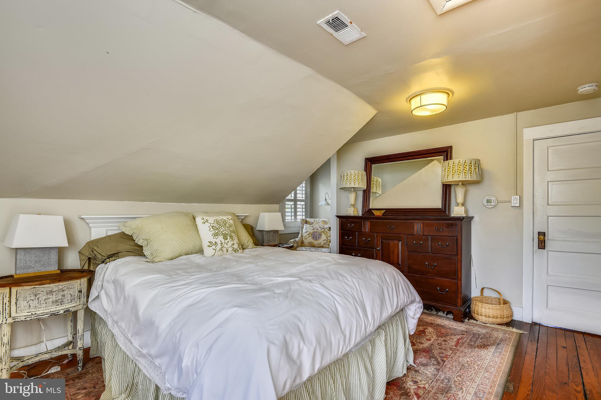 466 Leitch Road Tracys Landing, MD 20779 - Photo 40 of 93 Owners bedroom