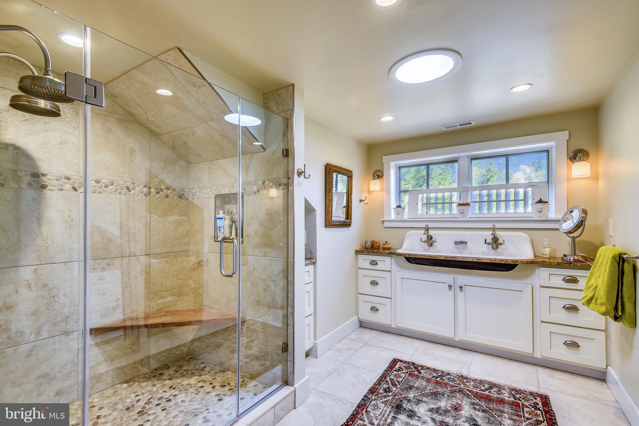 466 Leitch Road Tracys Landing, MD 20779 - Photo 41 of 93 Owners bath
