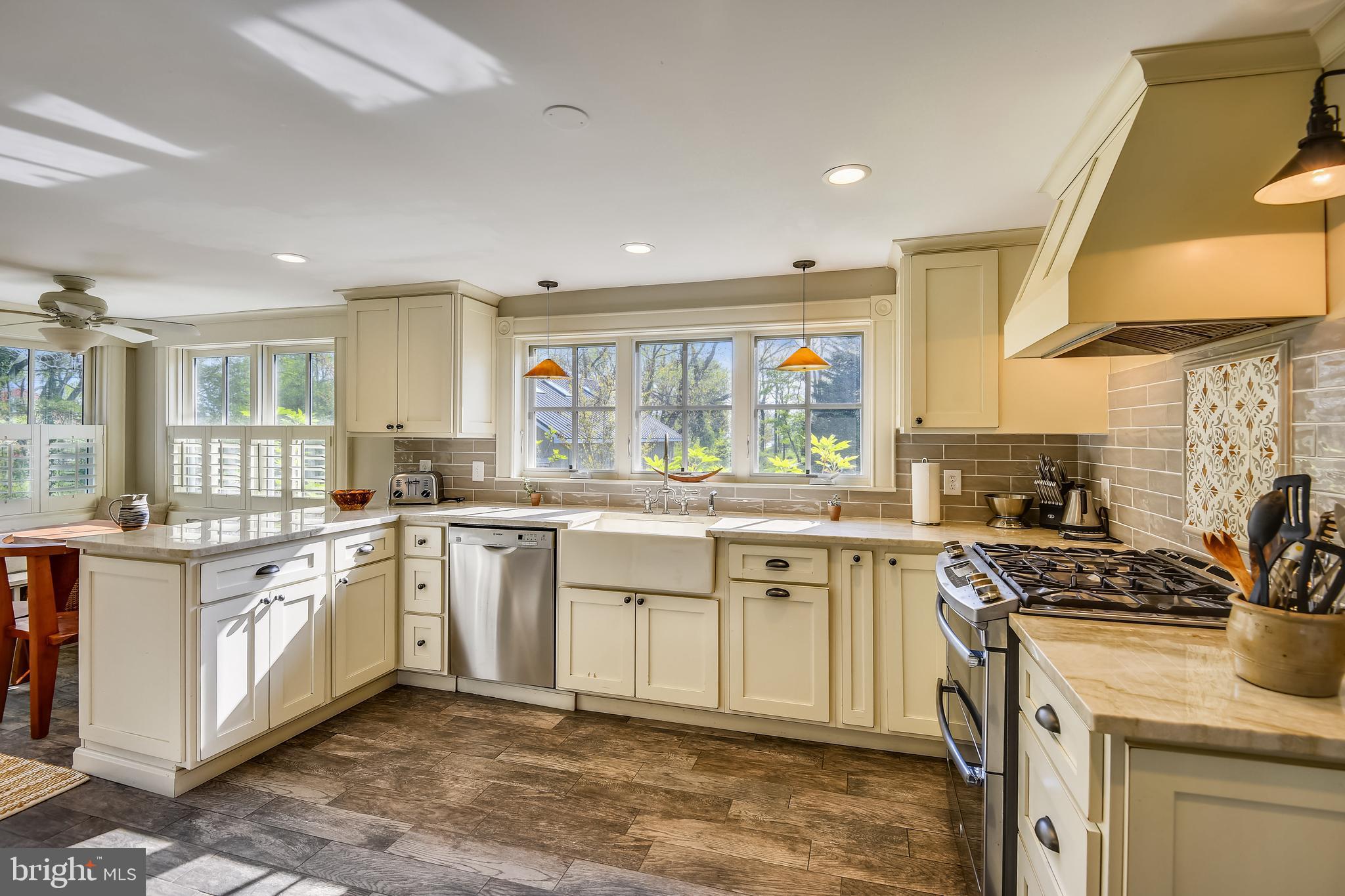 466 Leitch Road Tracys Landing, MD 20779 - Photo 8 of 93 Kitchen
