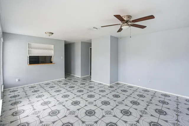 $150,000 | 3340 Burke Road, Unit 97, Pasadena, TX 77504