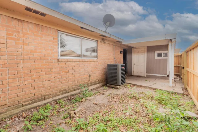 $150,000 | 3340 Burke Road, Unit 97, Pasadena, TX 77504