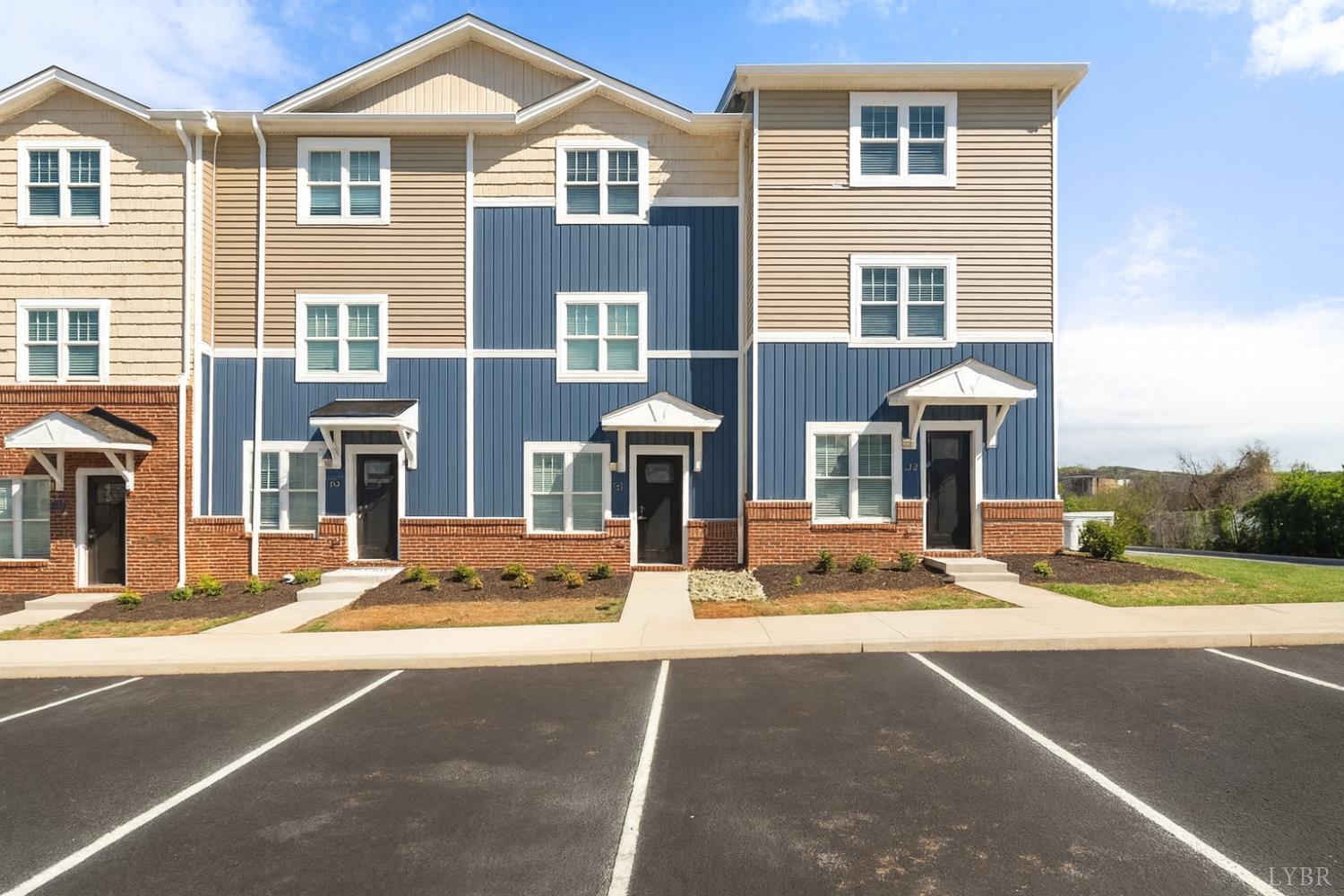 1600 Wards Ferry Road, Unit 703 Lynchburg, VA 24502 - Photo 3 of 49 Gallery Image 3