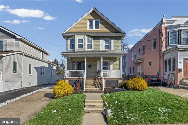 $399,000 | 325 Sloan Avenue, Oaklyn, NJ 08107