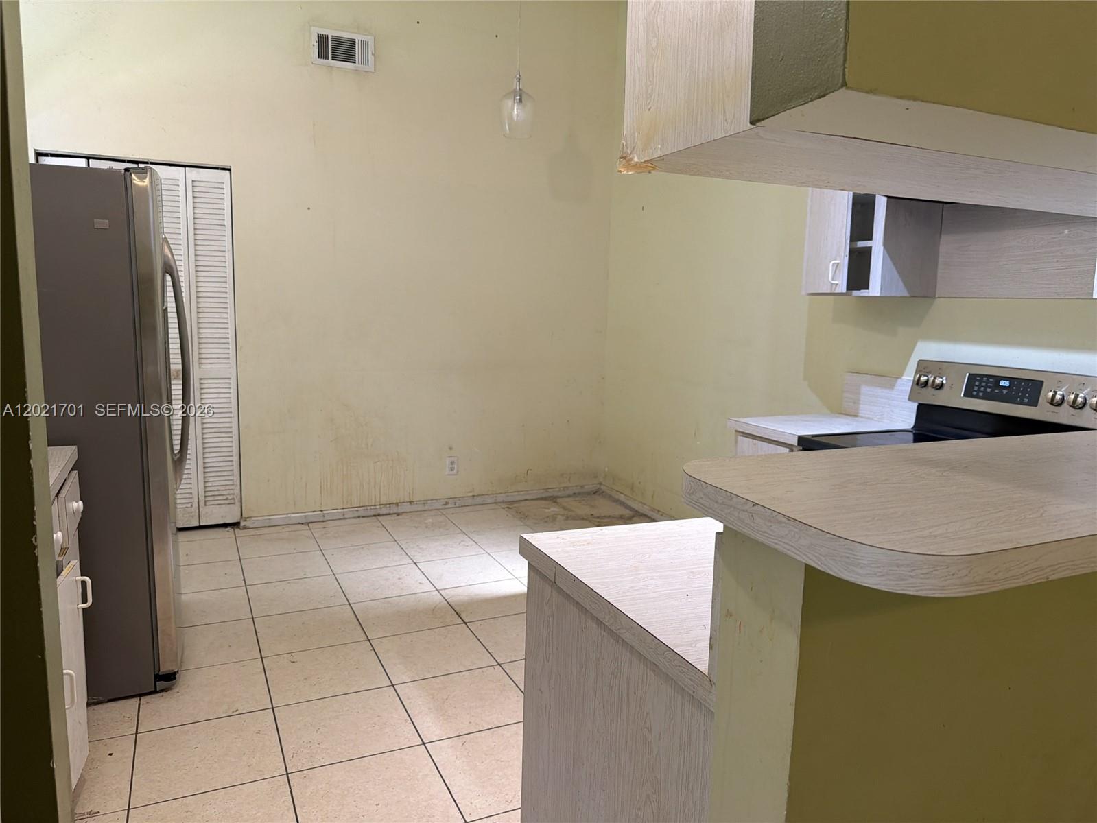 6014 Northwest 78th Way Tamarac, FL 33321 - Photo 9 of 19