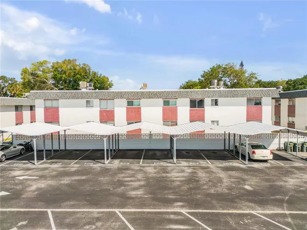 $139,000 | 303 Ridge Boulevard, Unit 2100, Daytona Beach, FL 32119