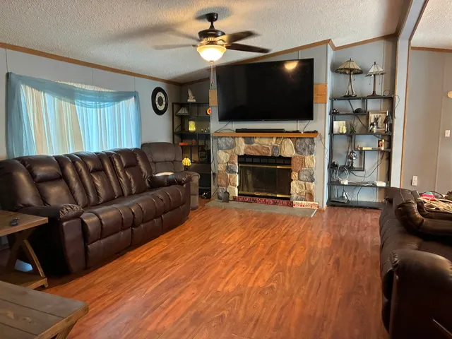 $124,900 | 820 Dewhurst Street, Mount Carroll, IL 61053